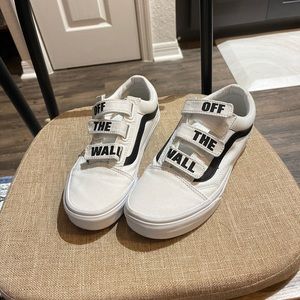 Vans off the wall sneakers.